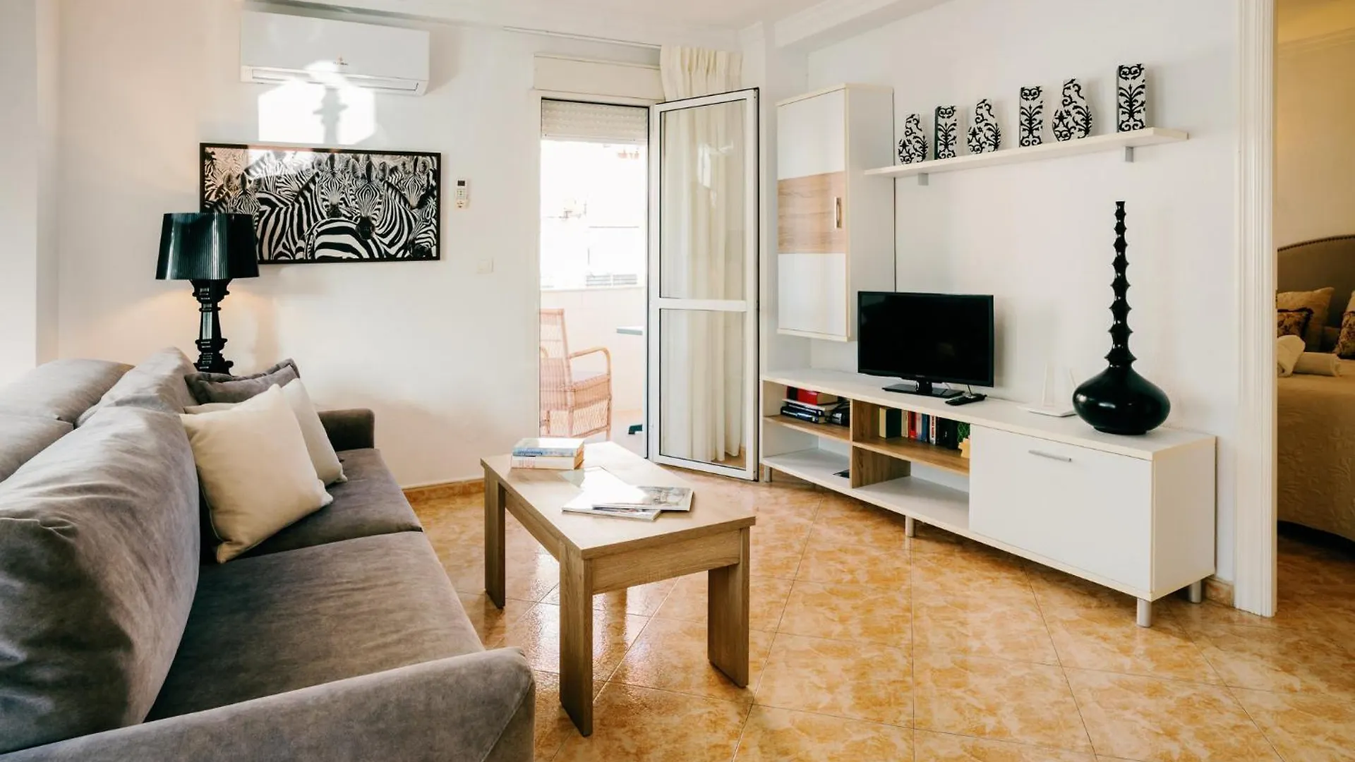 A&N Plazamar 2-3-1 Torre Del Mar Apartment